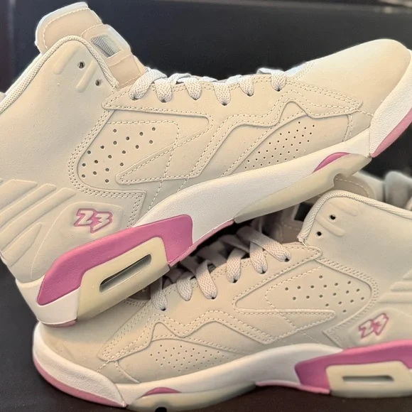 Air Jordan Women’s MVP Neutral Grey Orchid Size 8 FB9019-001 Pre-owned - Picture 3 of 10